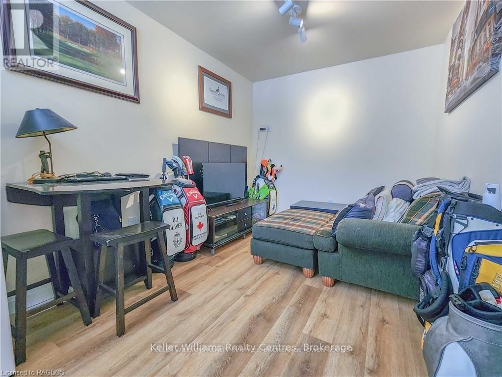 900 2ND AVENUE W - 39