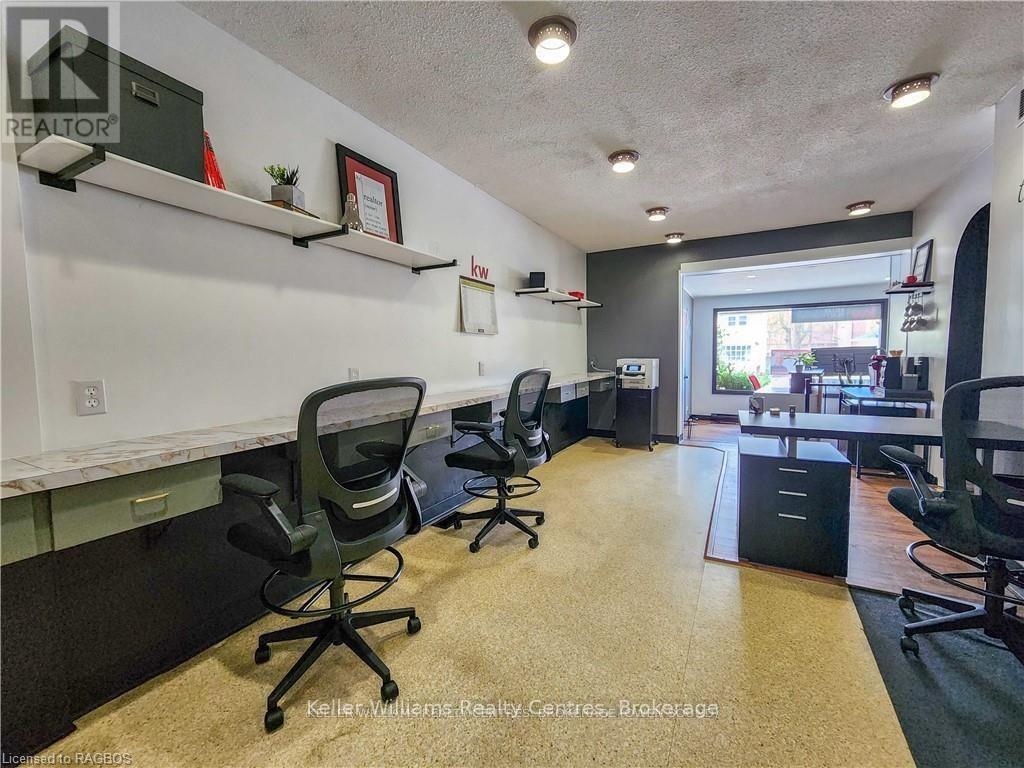 900 2ND AVENUE W - 47