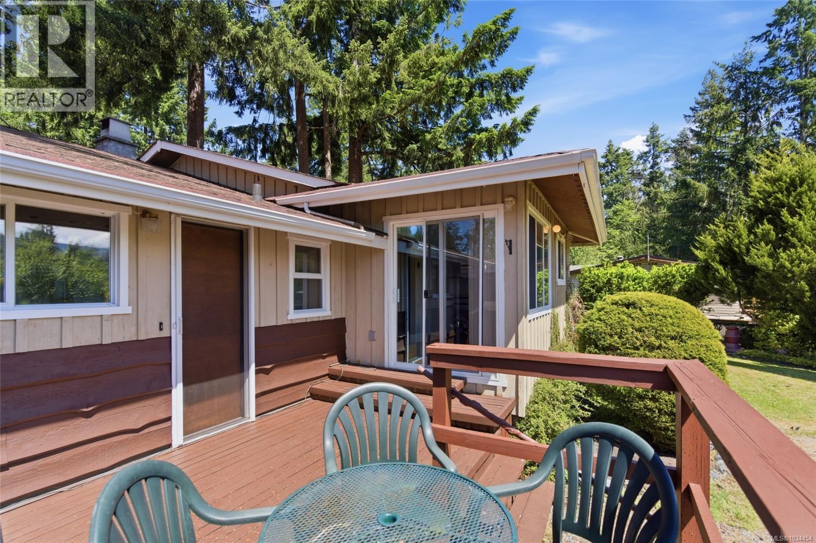 3538 Harris Cres - 11