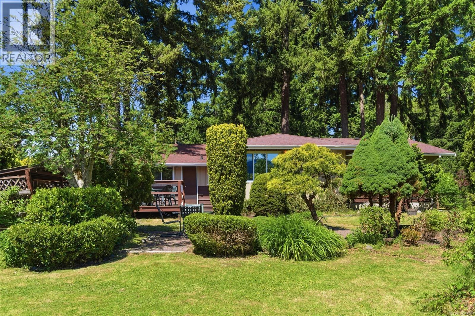 3538 Harris Cres - 14