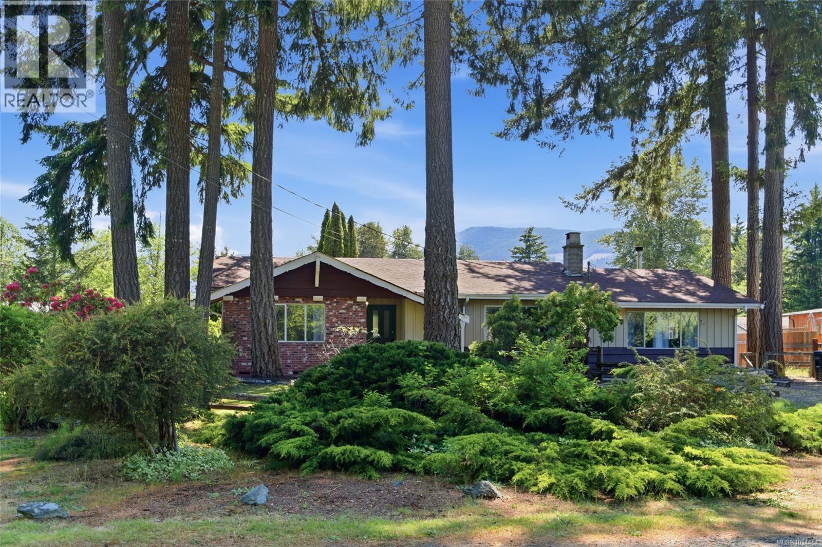 3538 Harris Cres - 16