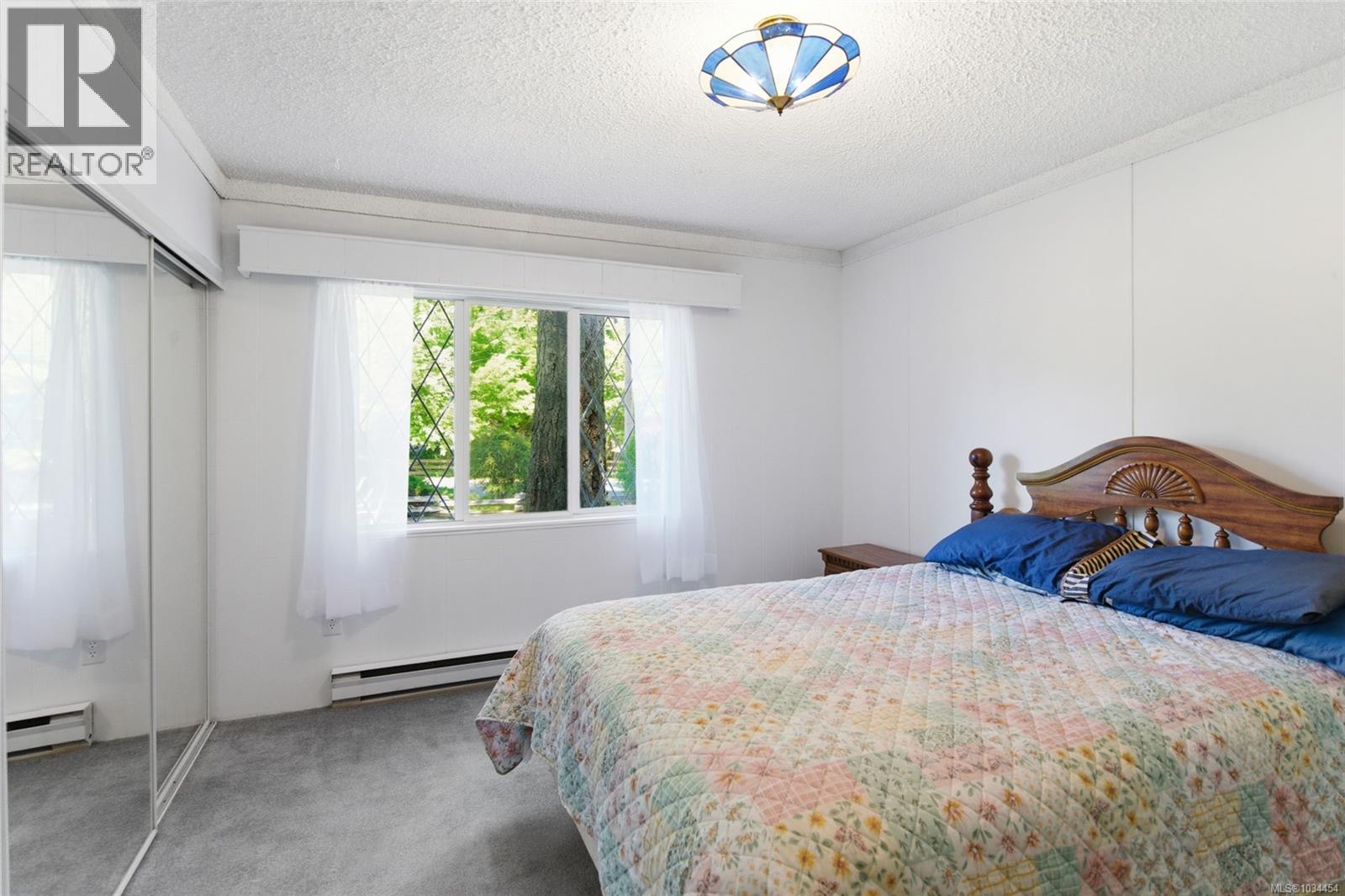 3538 Harris Cres - 9