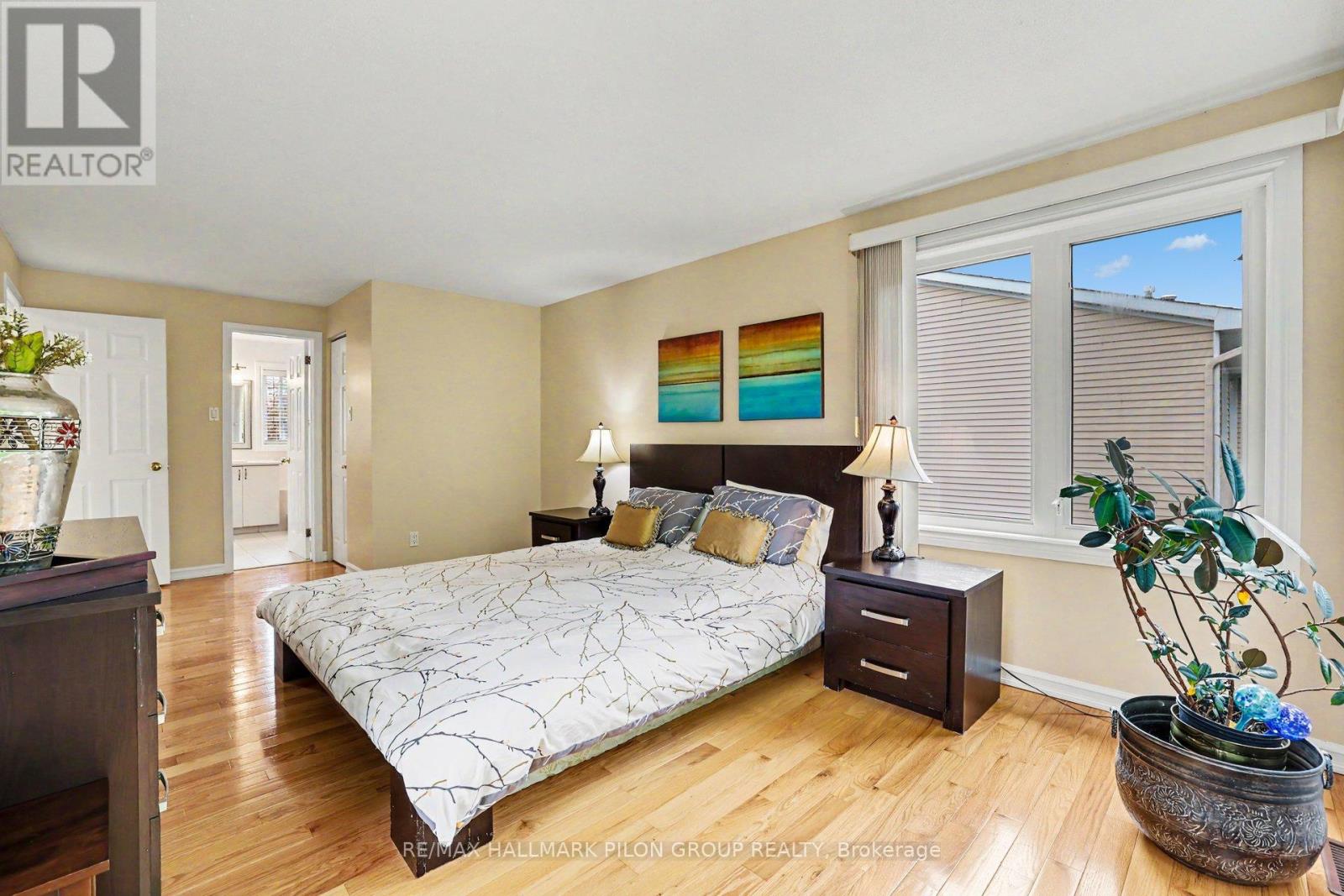 1674 SANSONNET STREET - 18