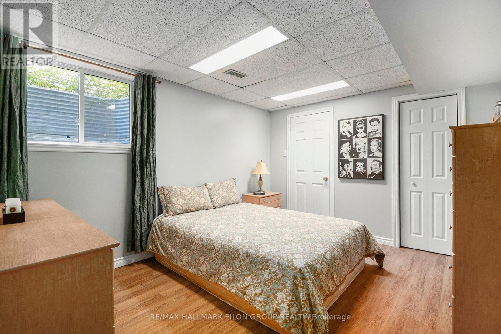 1674 SANSONNET STREET - 30