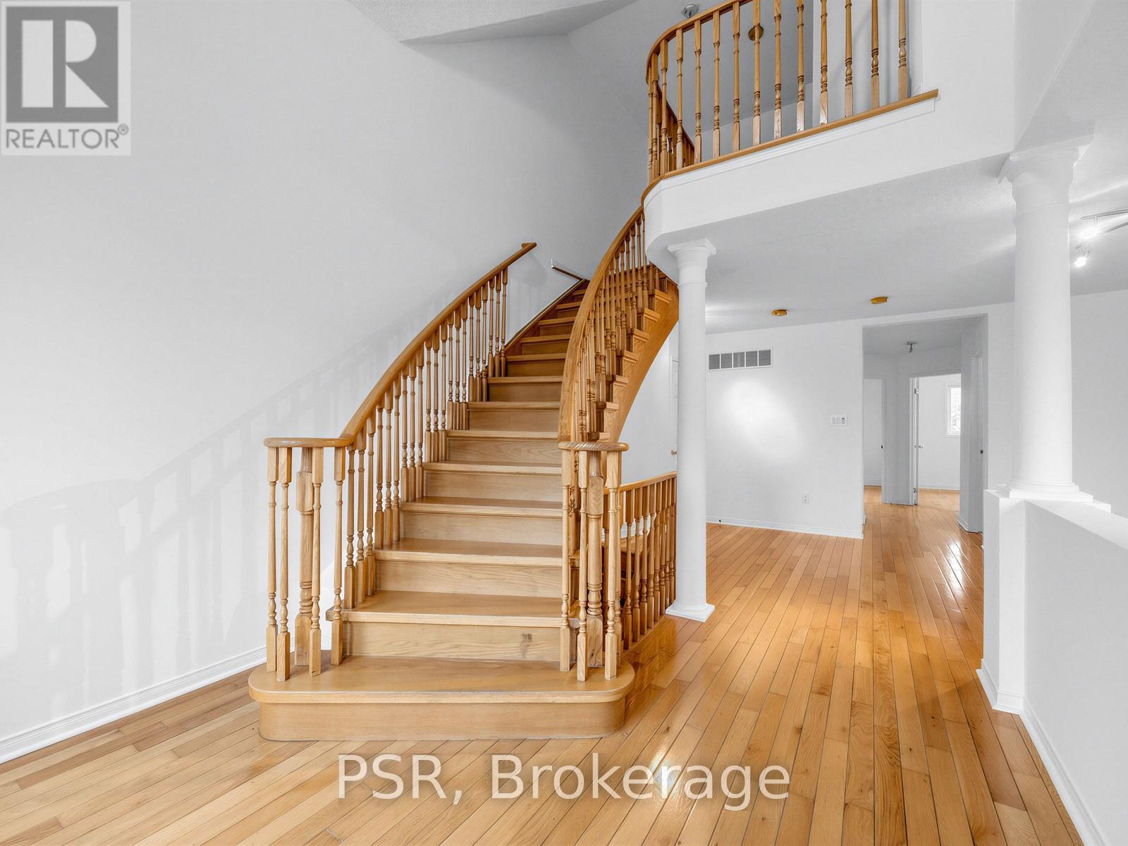 38 ENROUTES STREET - 10