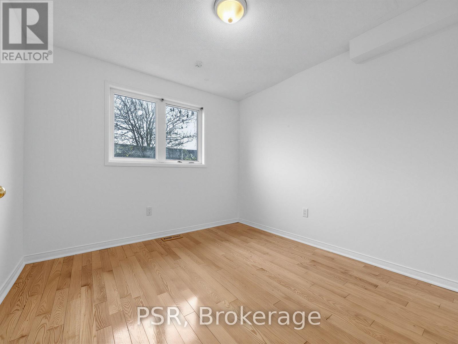 38 ENROUTES STREET - 13