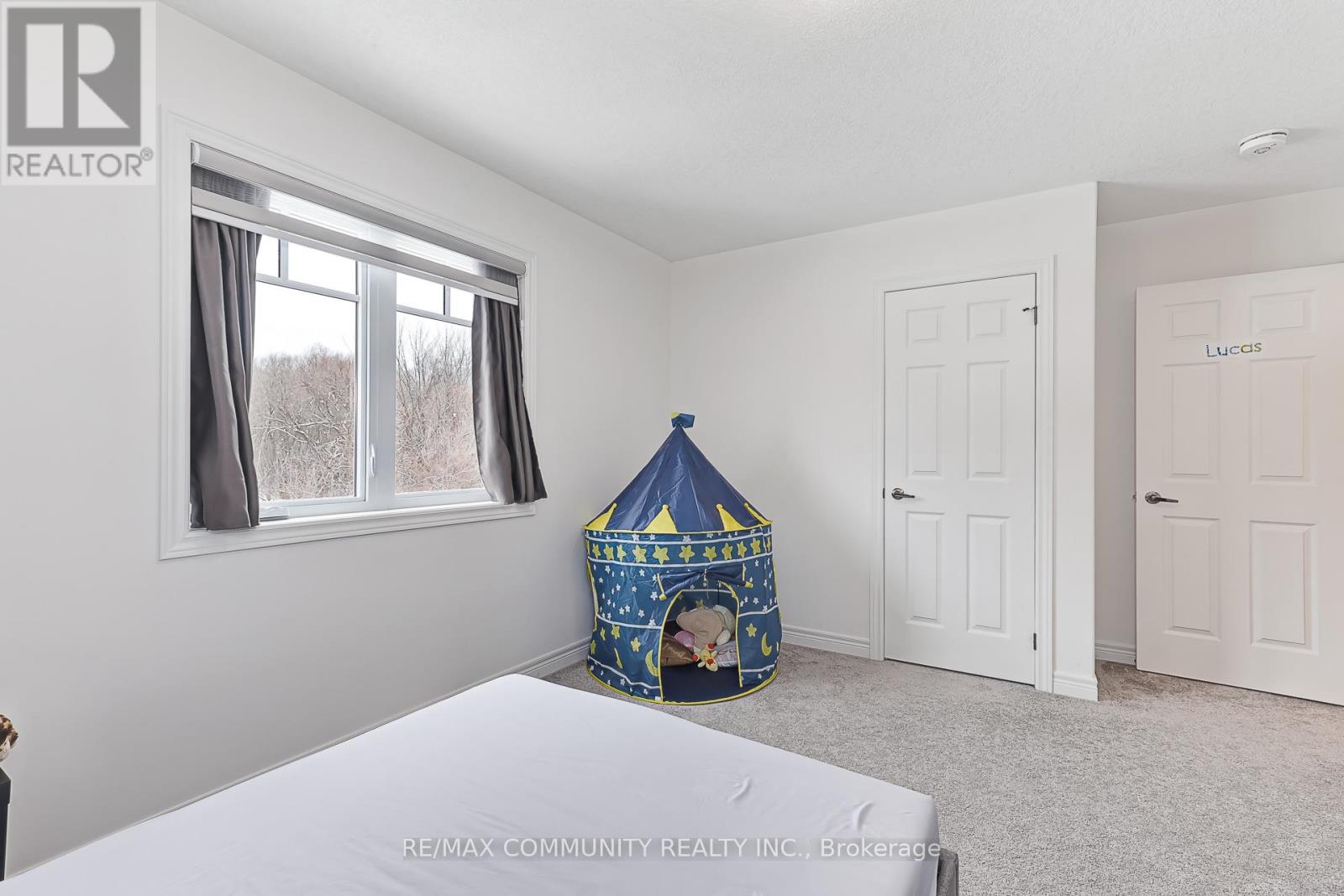 122 PLEWES DRIVE - 25