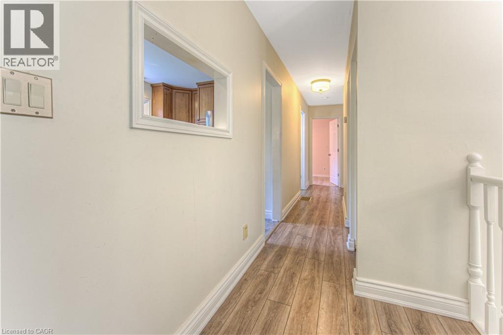 18 GILSTON Parkway - 7
