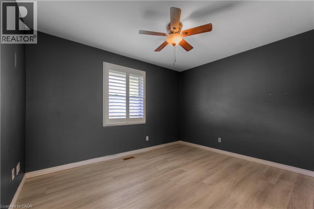 18 GILSTON Parkway - 22
