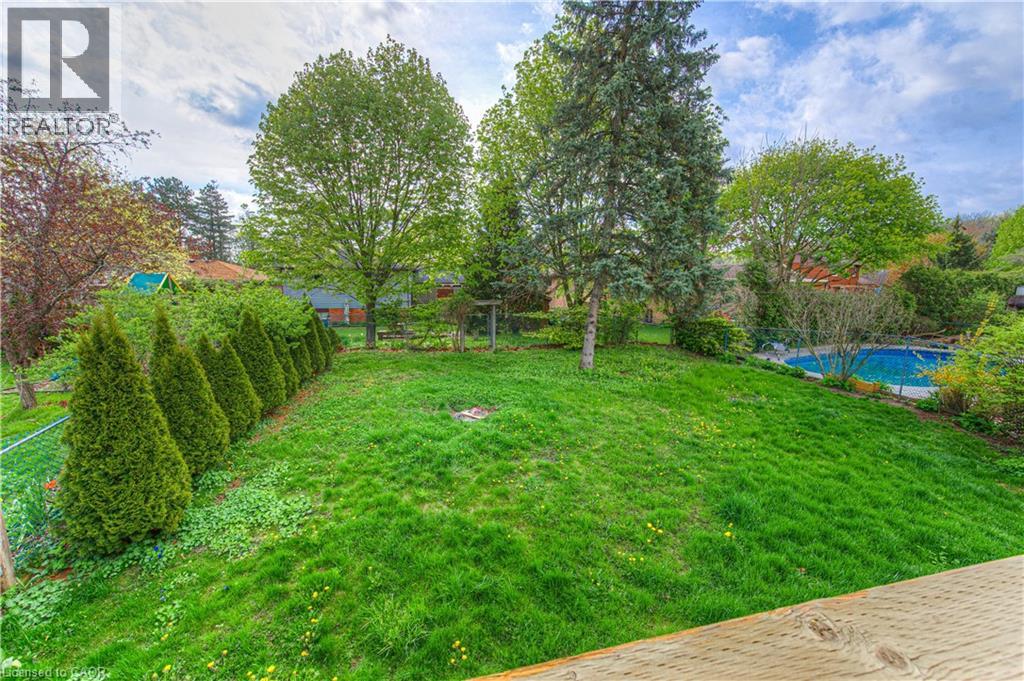 18 GILSTON Parkway - 34