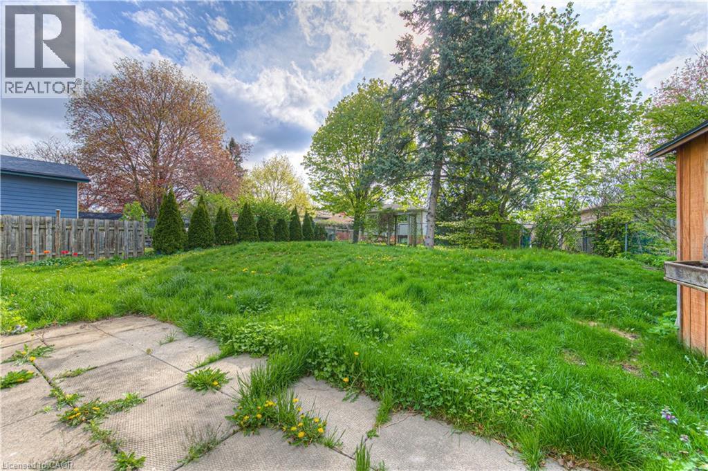 18 GILSTON Parkway - 37
