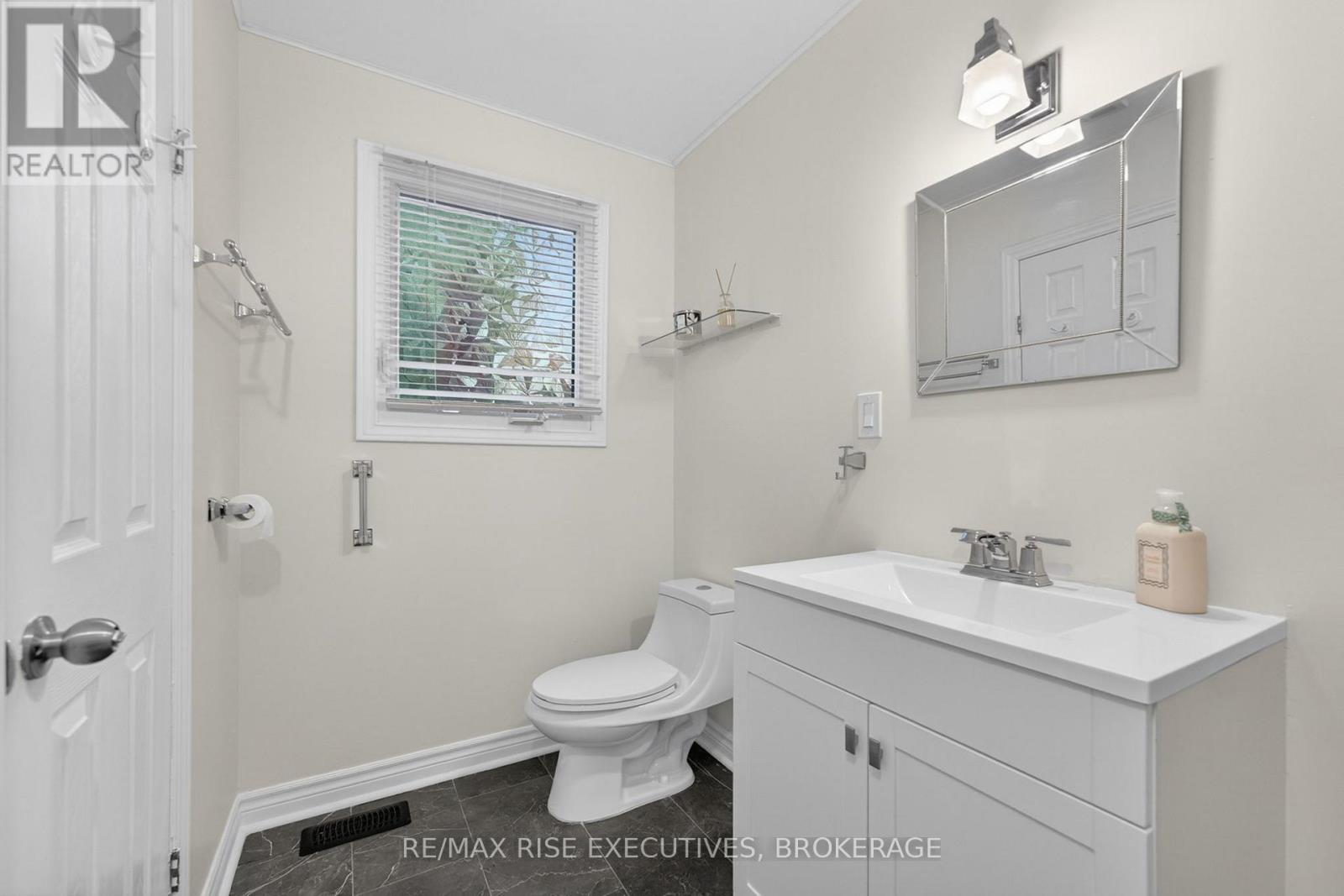 601 PIMLICO PLACE - 26