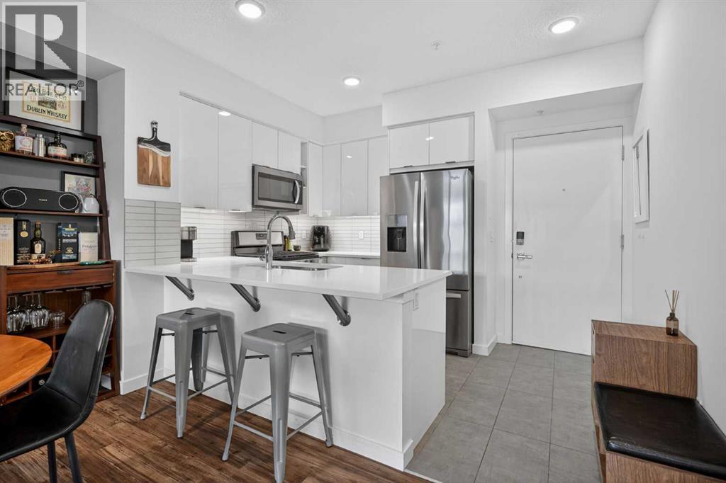 #107 120 18 Avenue SW - 12