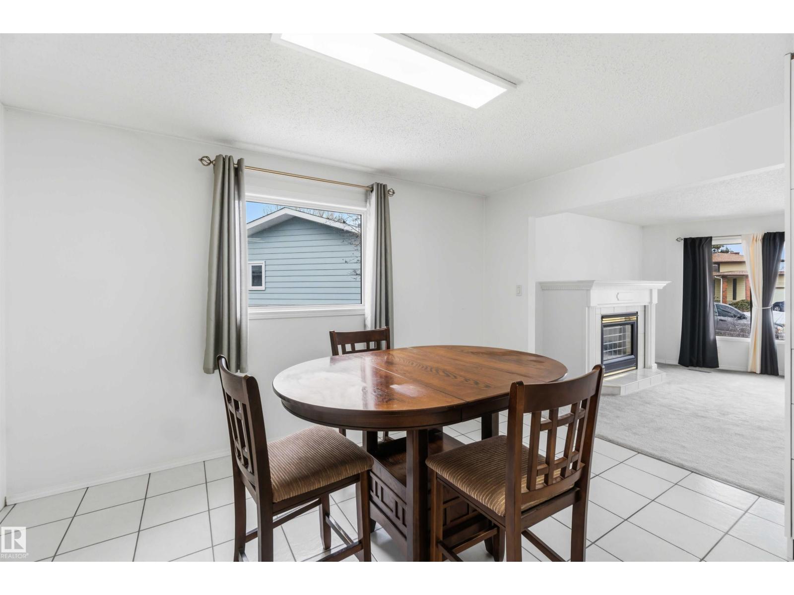 17919 94 AV NW - 15