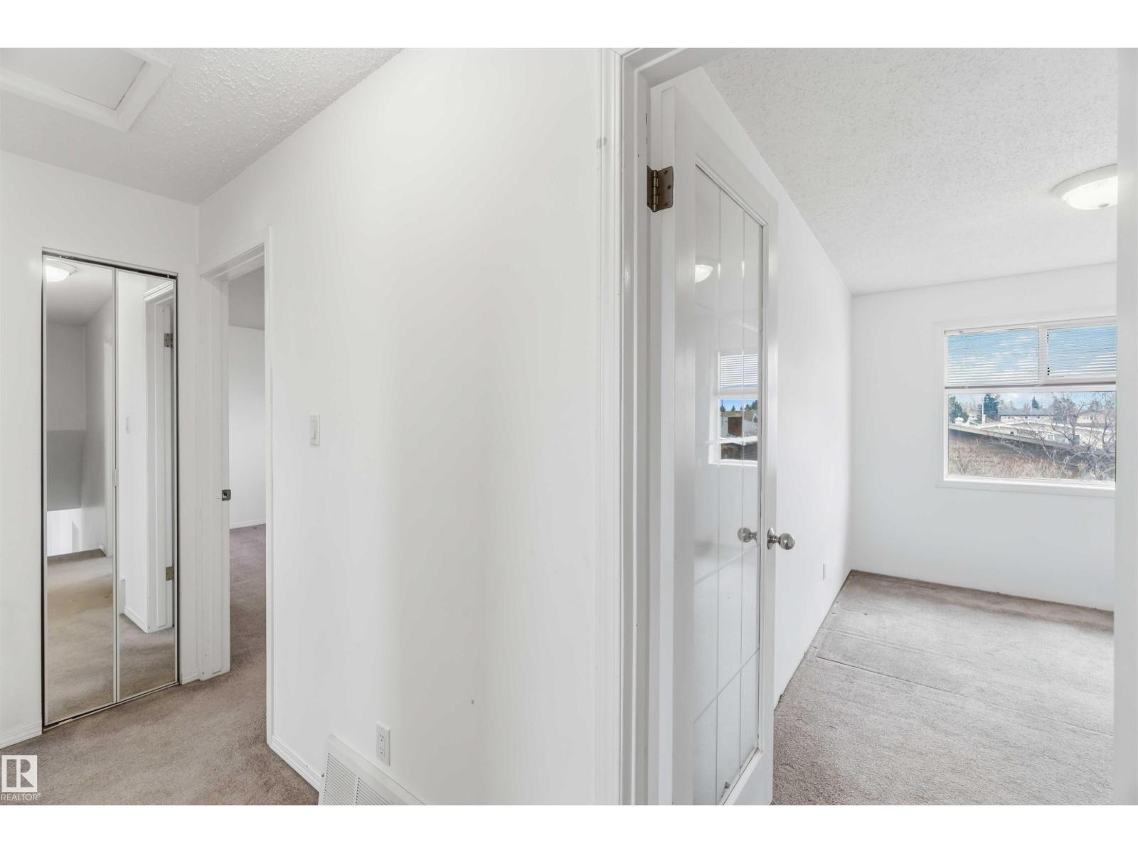 17919 94 AV NW - 27
