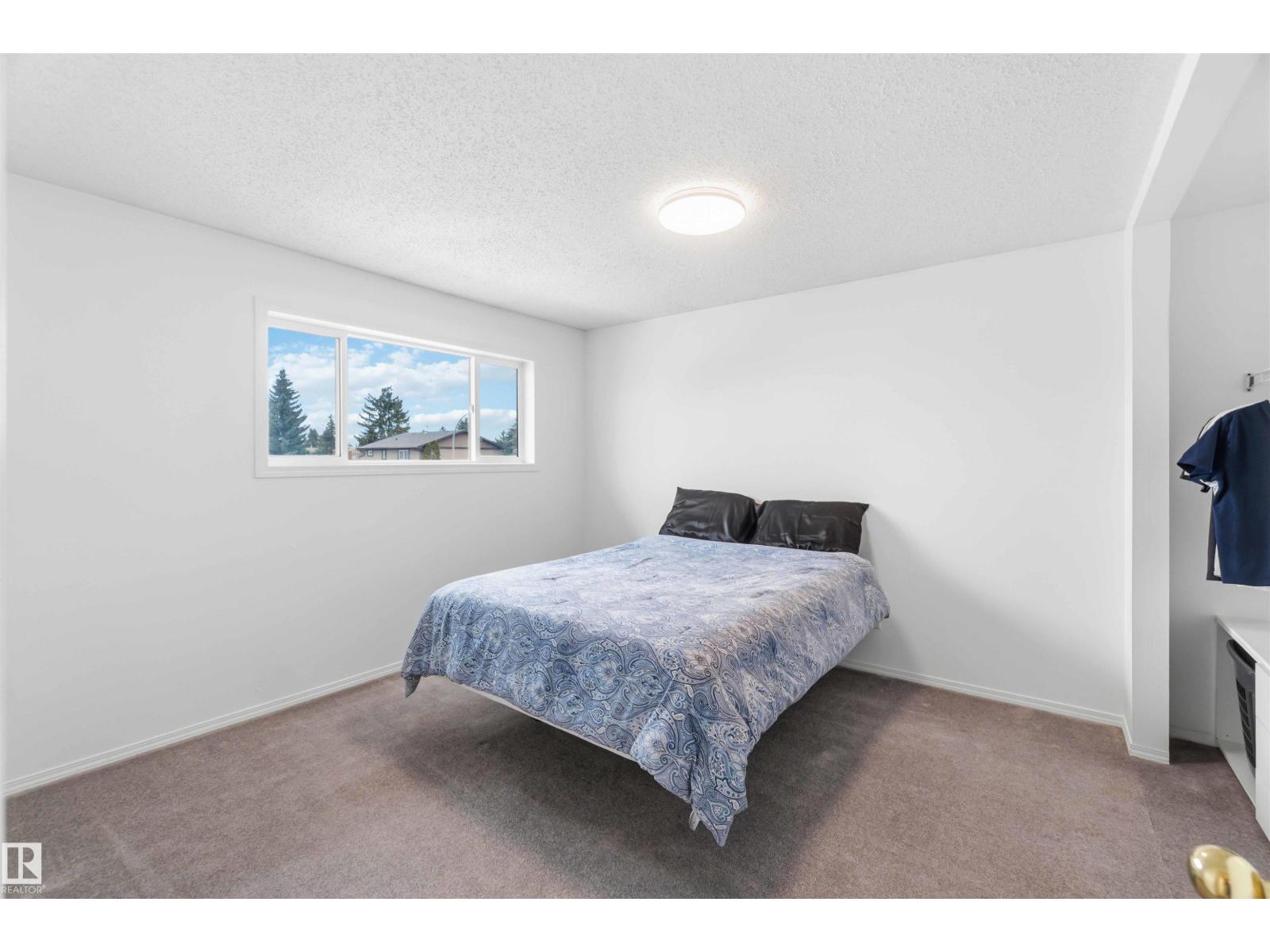 17919 94 AV NW - 33