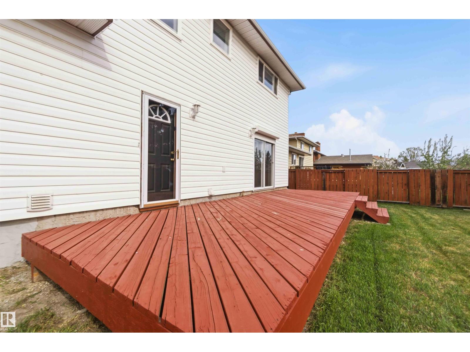 17919 94 AV NW - 61