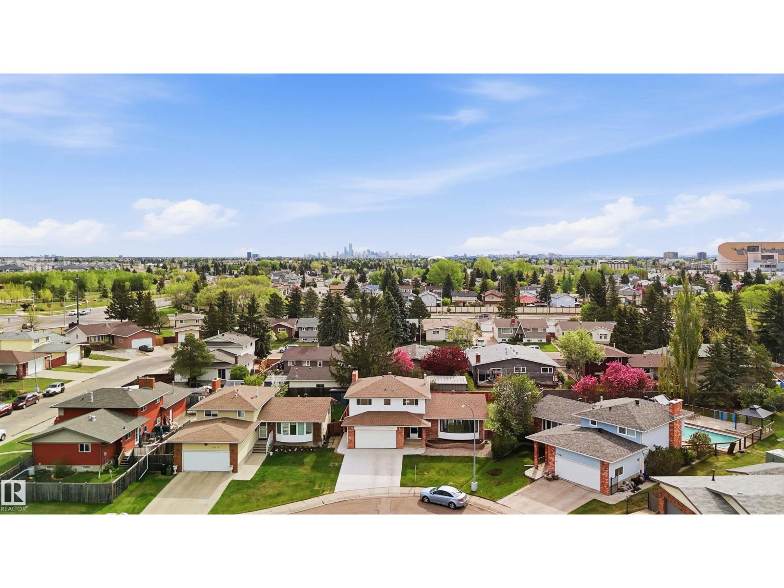 17919 94 AV NW - 63