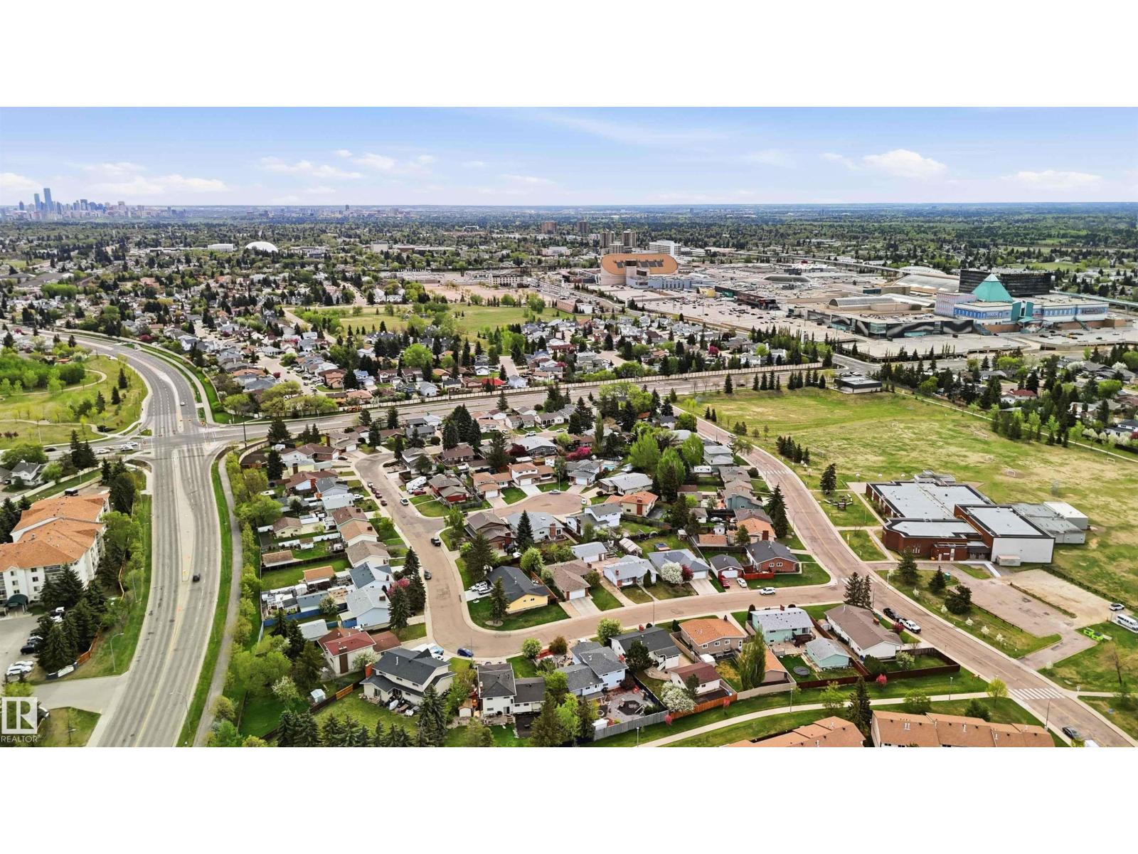 17919 94 AV NW - 69