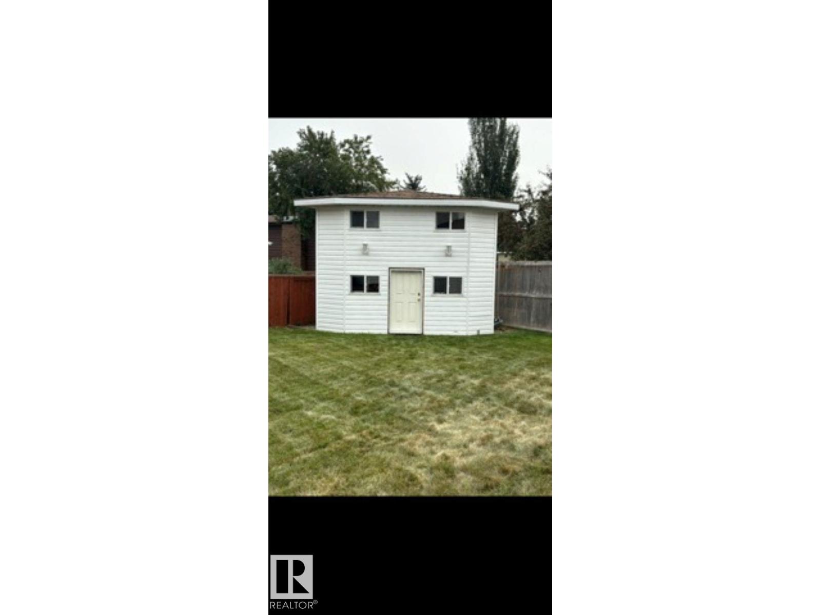 17919 94 AV NW - 71
