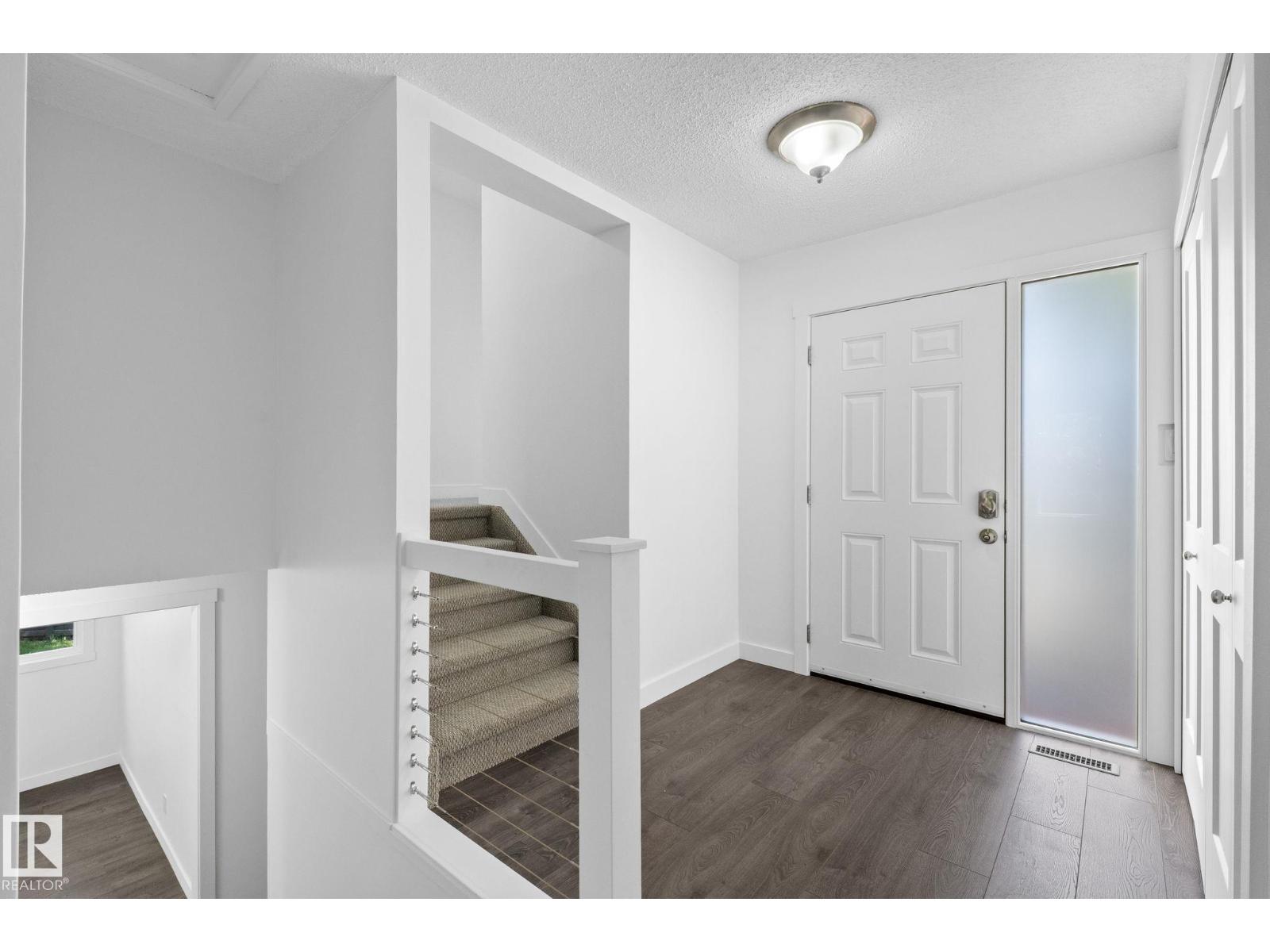 2832 135 AV NW - 9