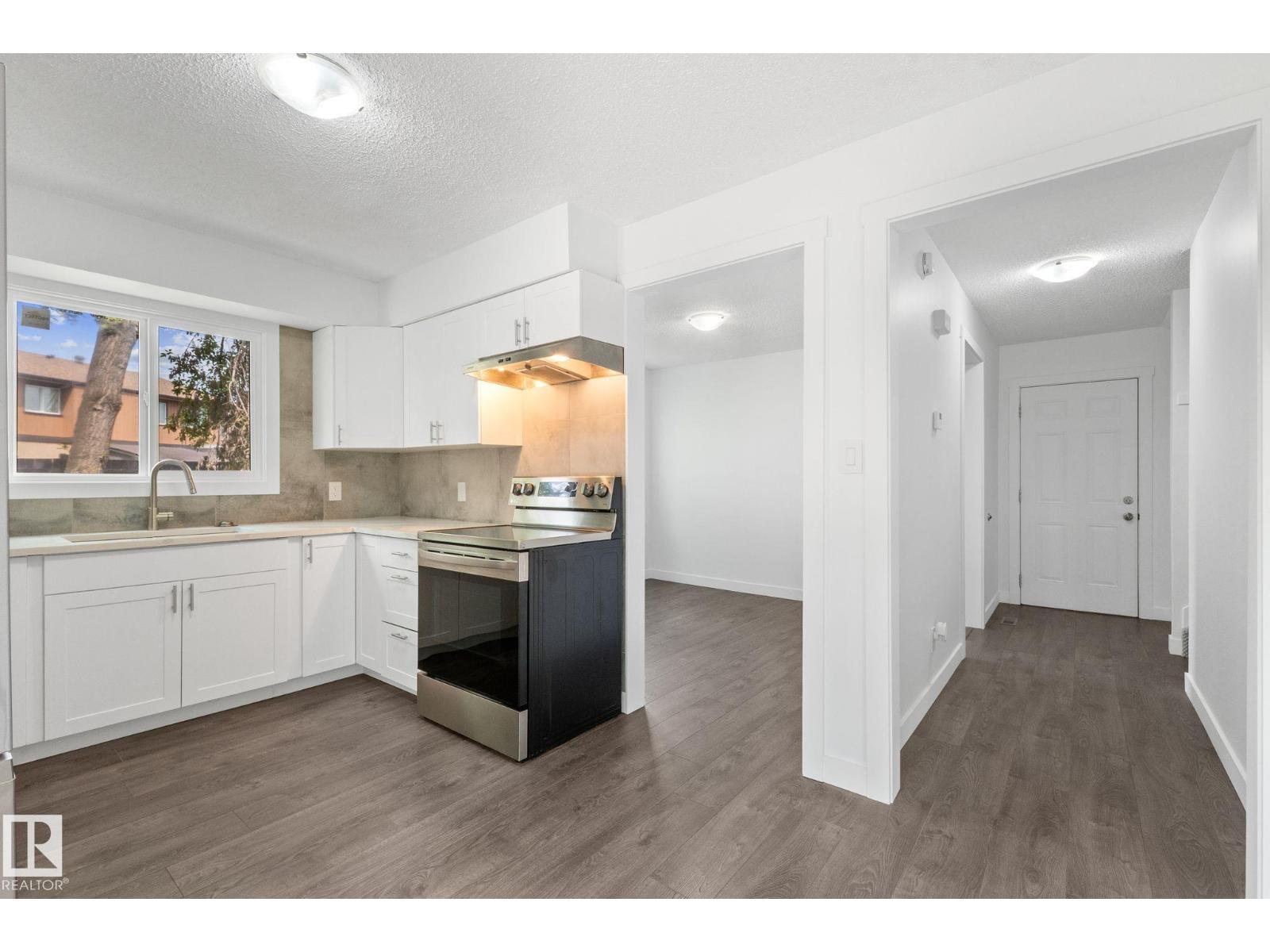 2832 135 AV NW - 23