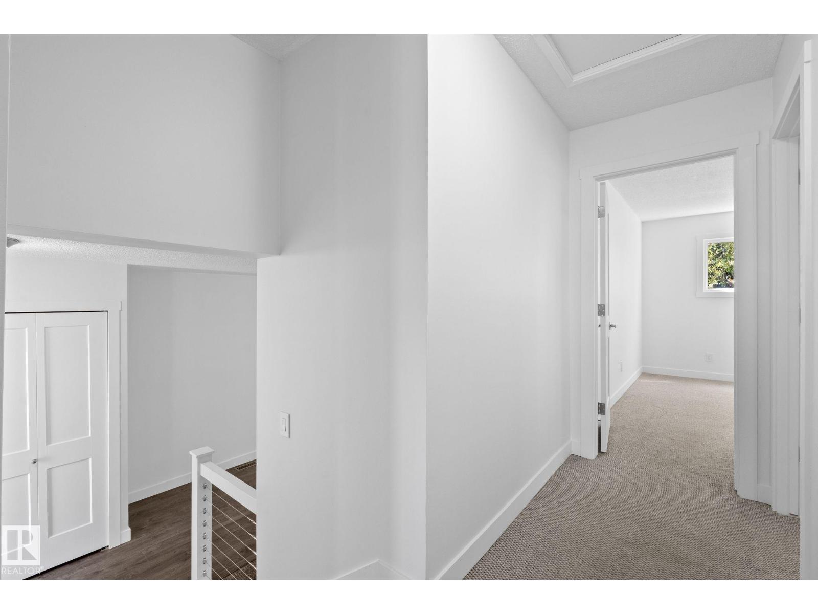 2832 135 AV NW - 37
