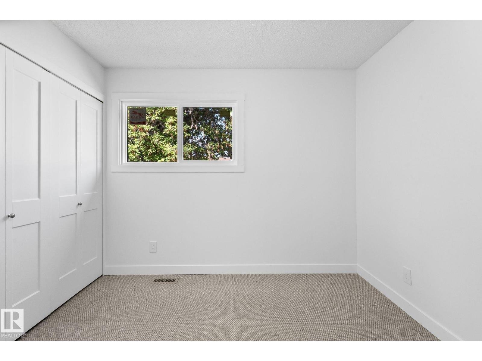 2832 135 AV NW - 39