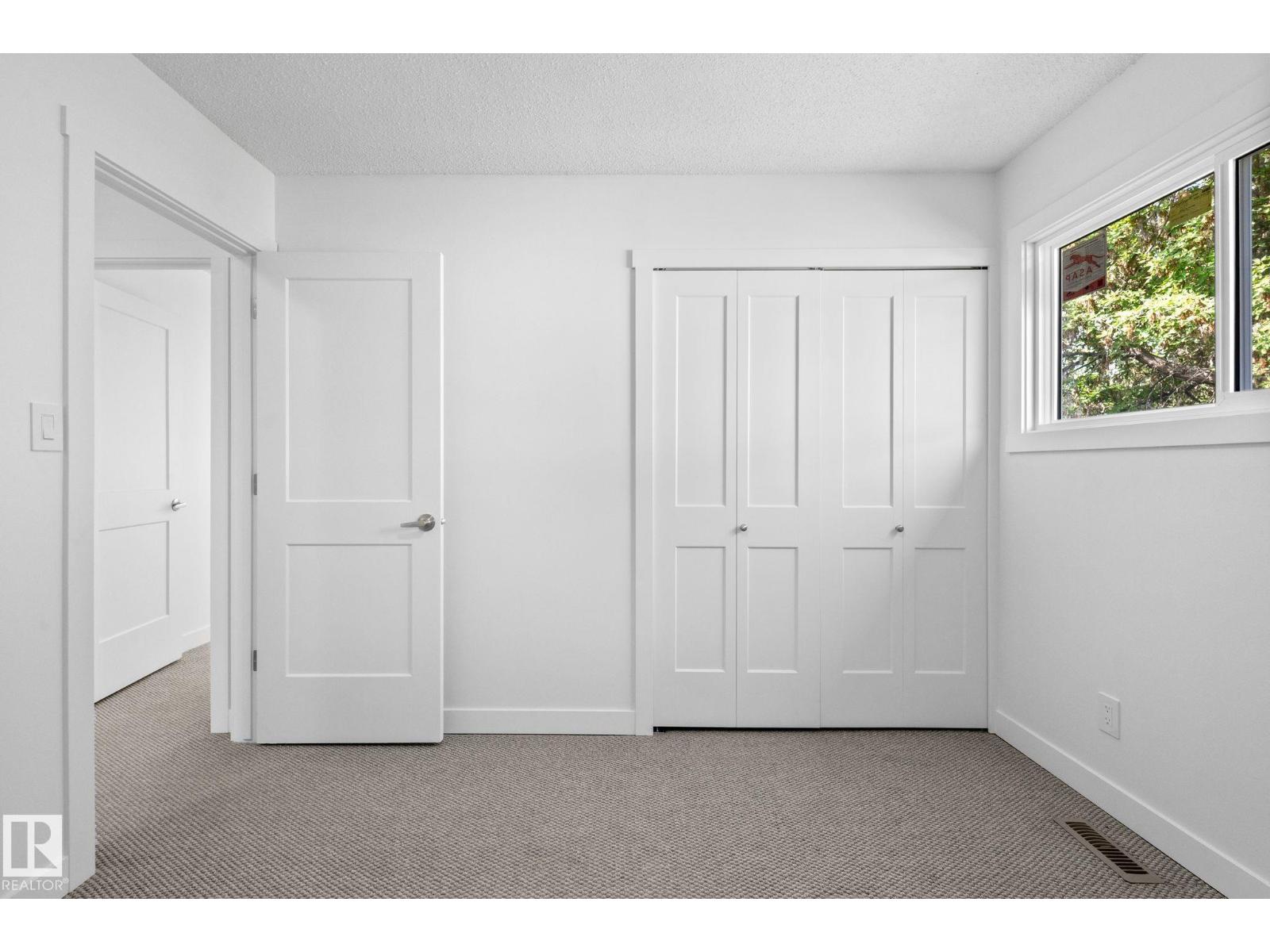 2832 135 AV NW - 41
