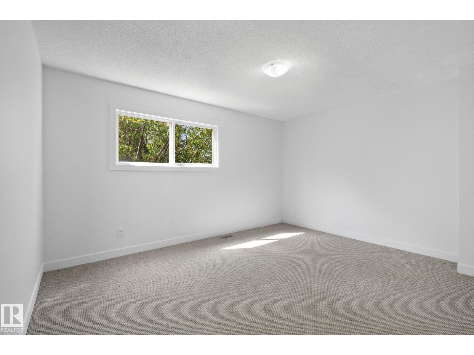 2832 135 AV NW - 42