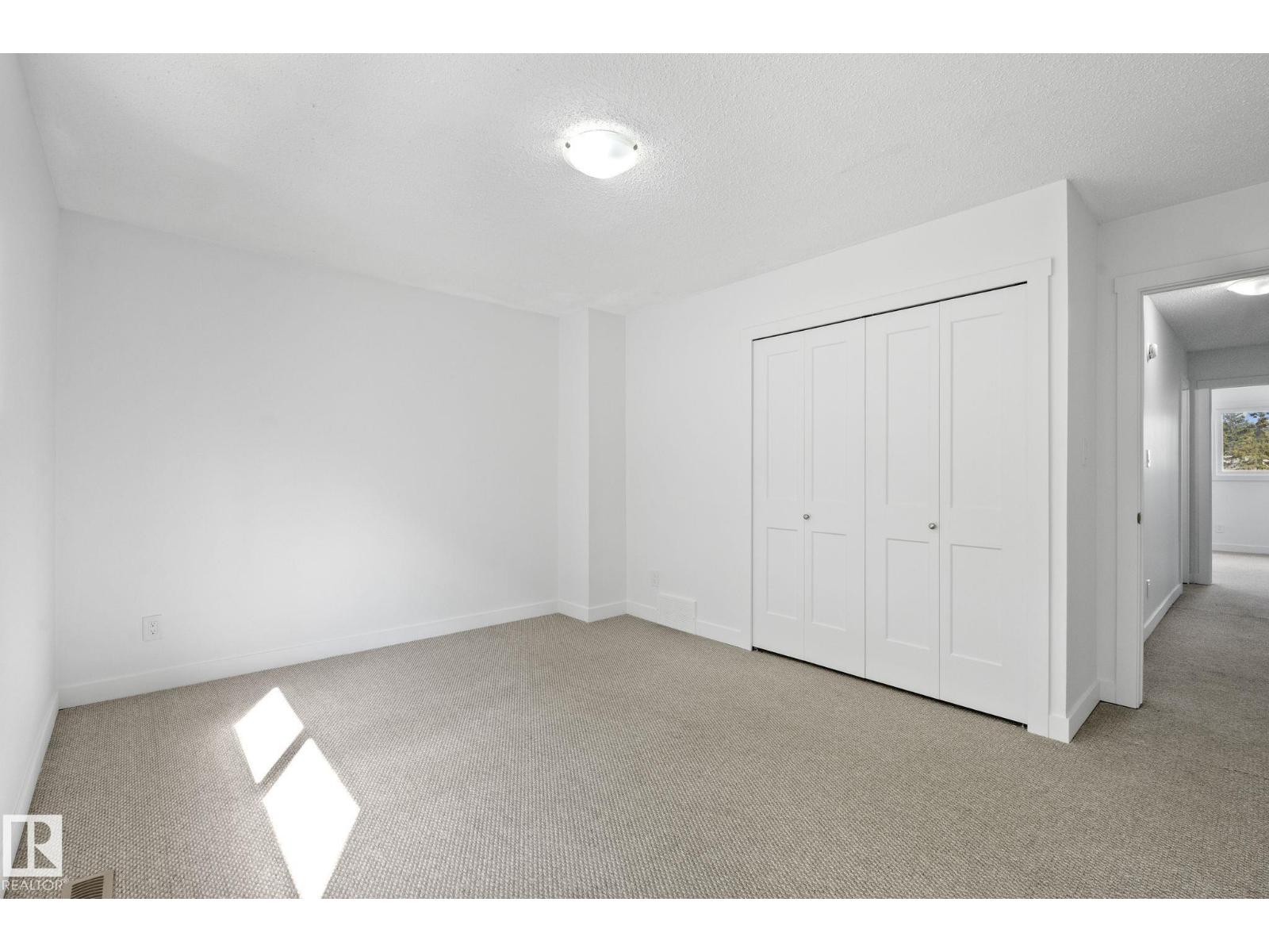 2832 135 AV NW - 46