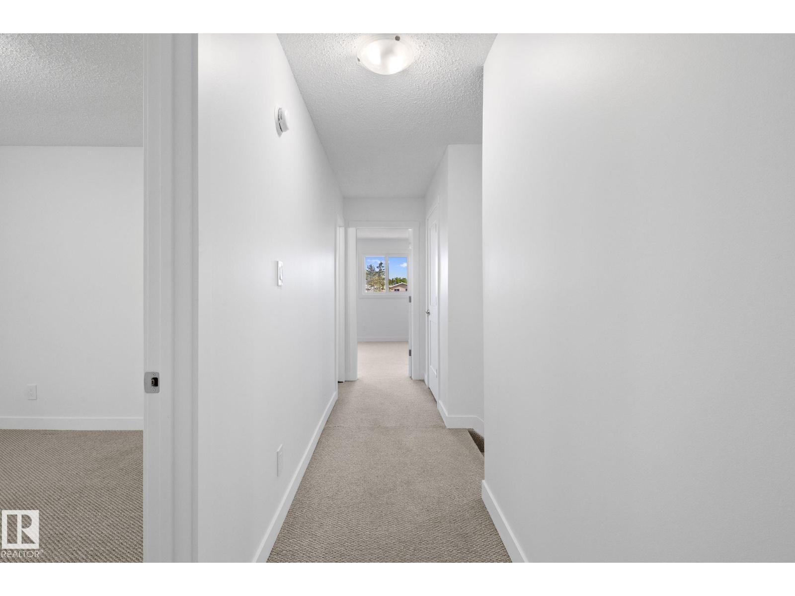 2832 135 AV NW - 47