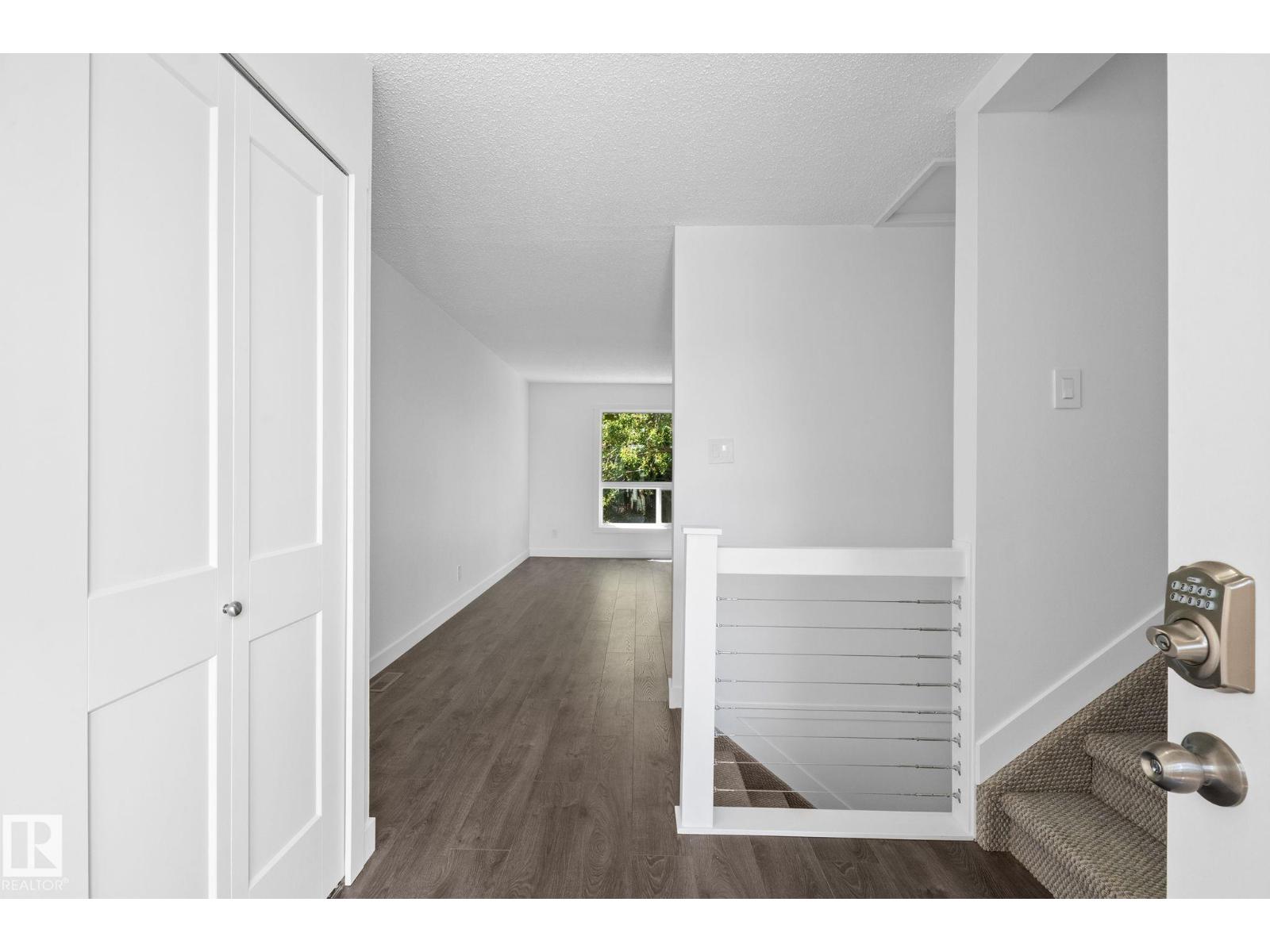 2832 135 AV NW - 5