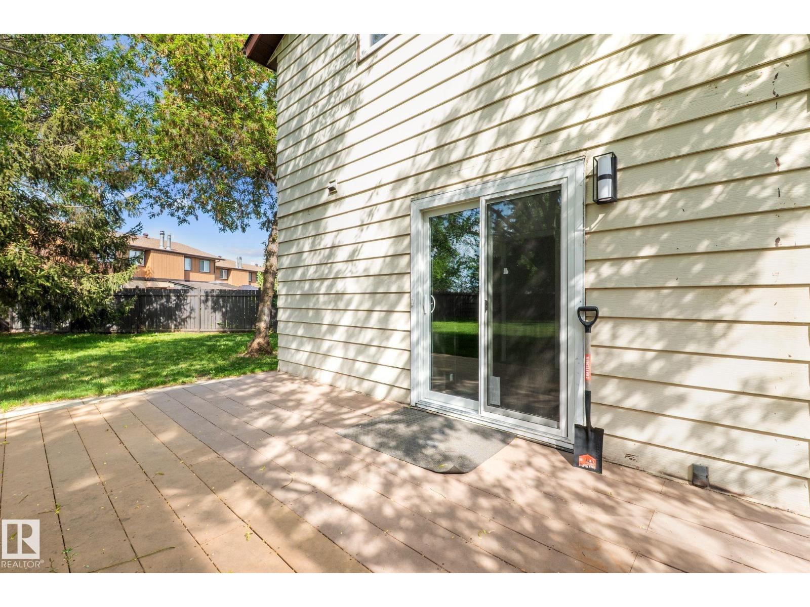 2832 135 AV NW - 58