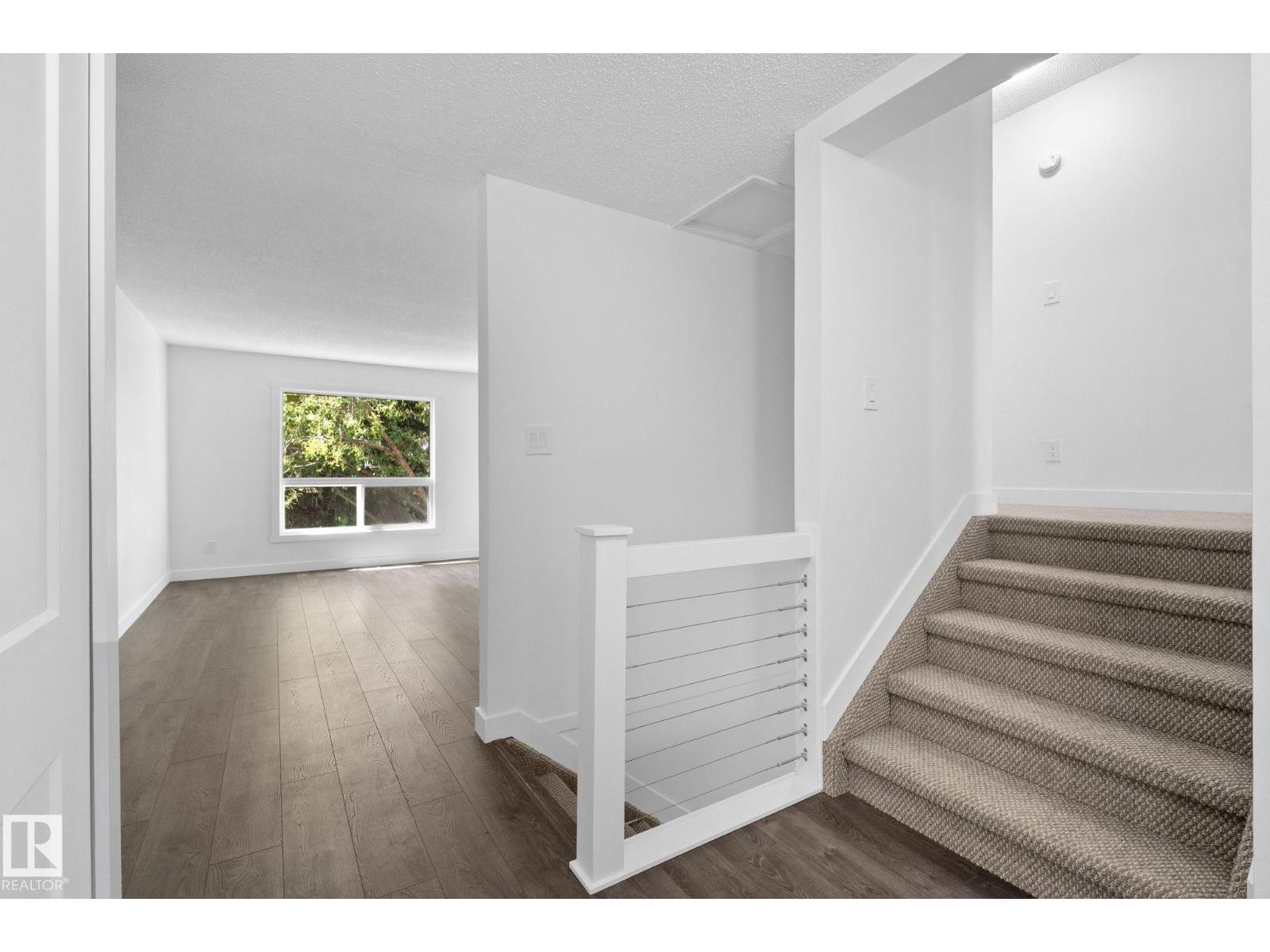 2832 135 AV NW - 8