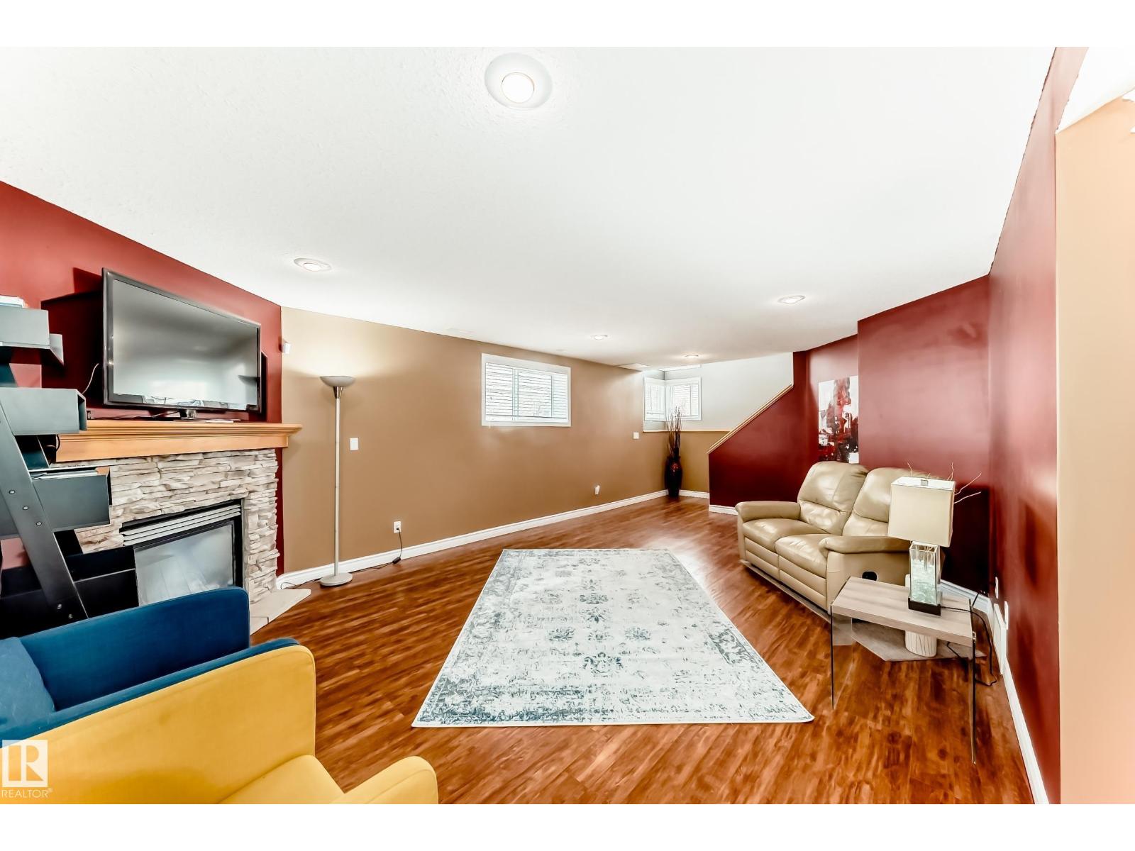 71 RIDGEHAVEN CR - 17