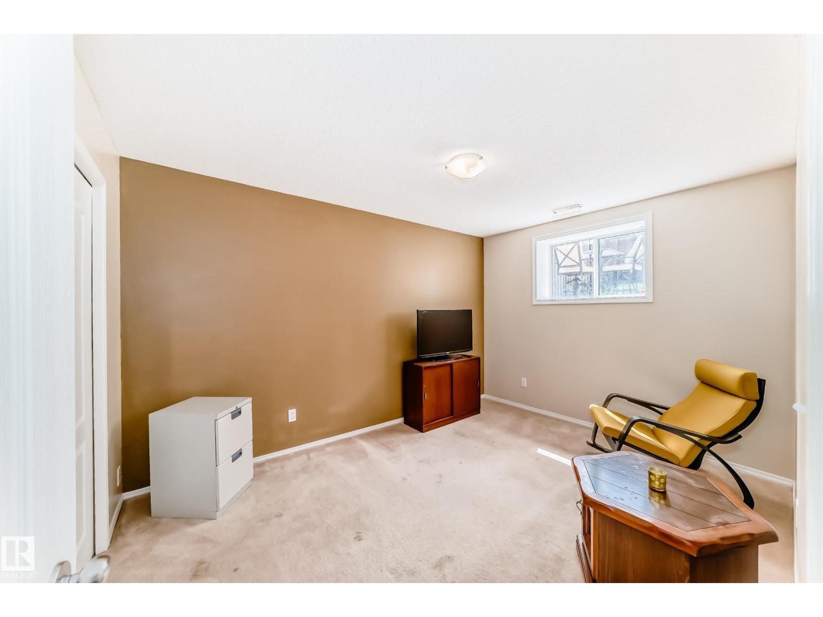 71 RIDGEHAVEN CR - 20