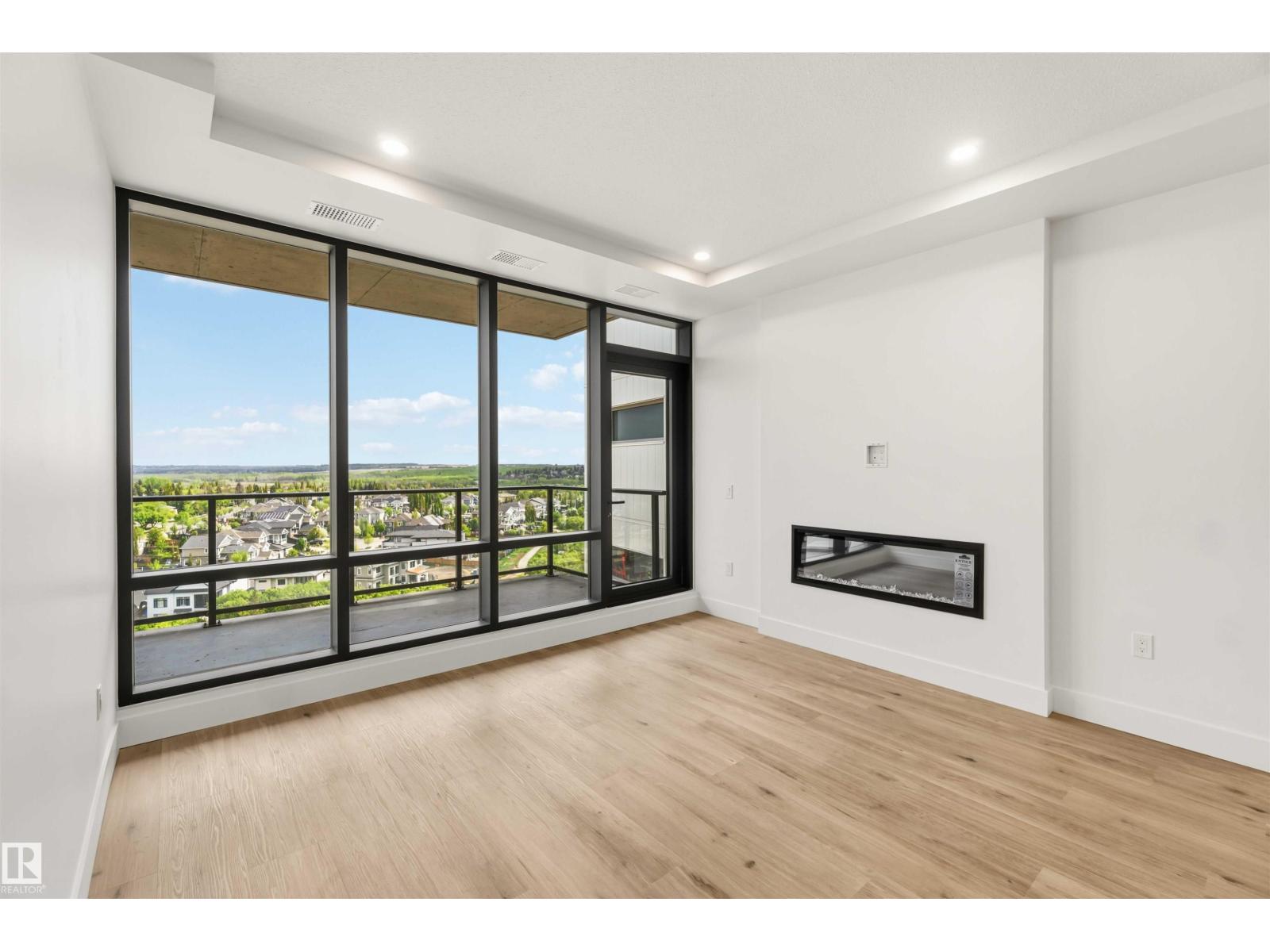 #1020 260 Bellerose DR - 1
