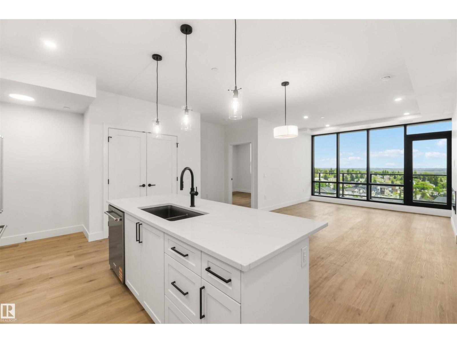#1020 260 Bellerose DR - 12