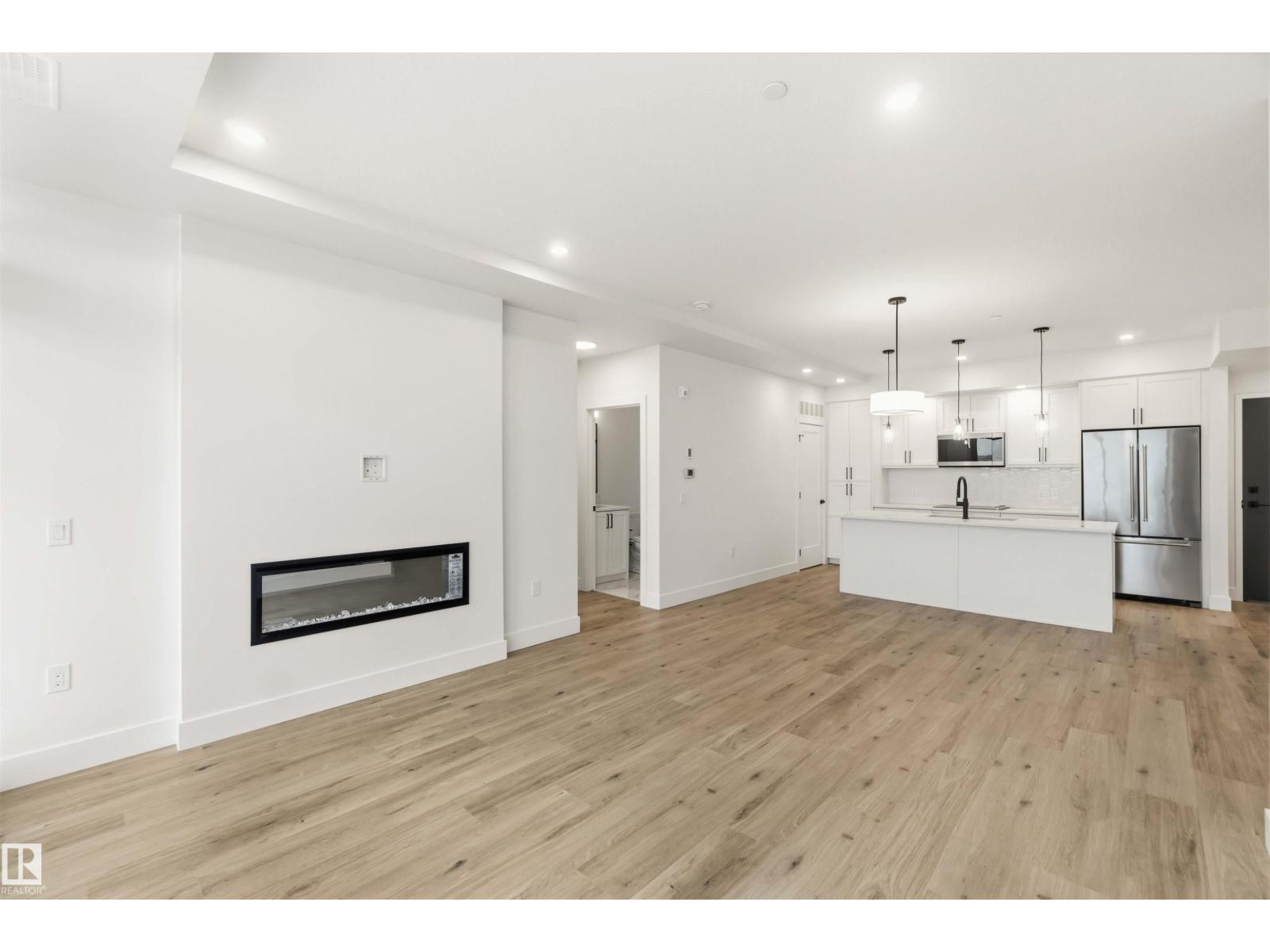 #1020 260 Bellerose DR - 23