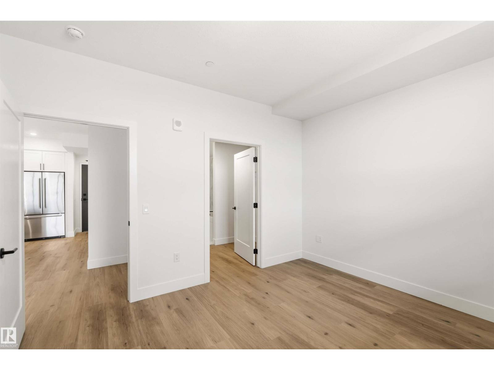 #1020 260 Bellerose DR - 33