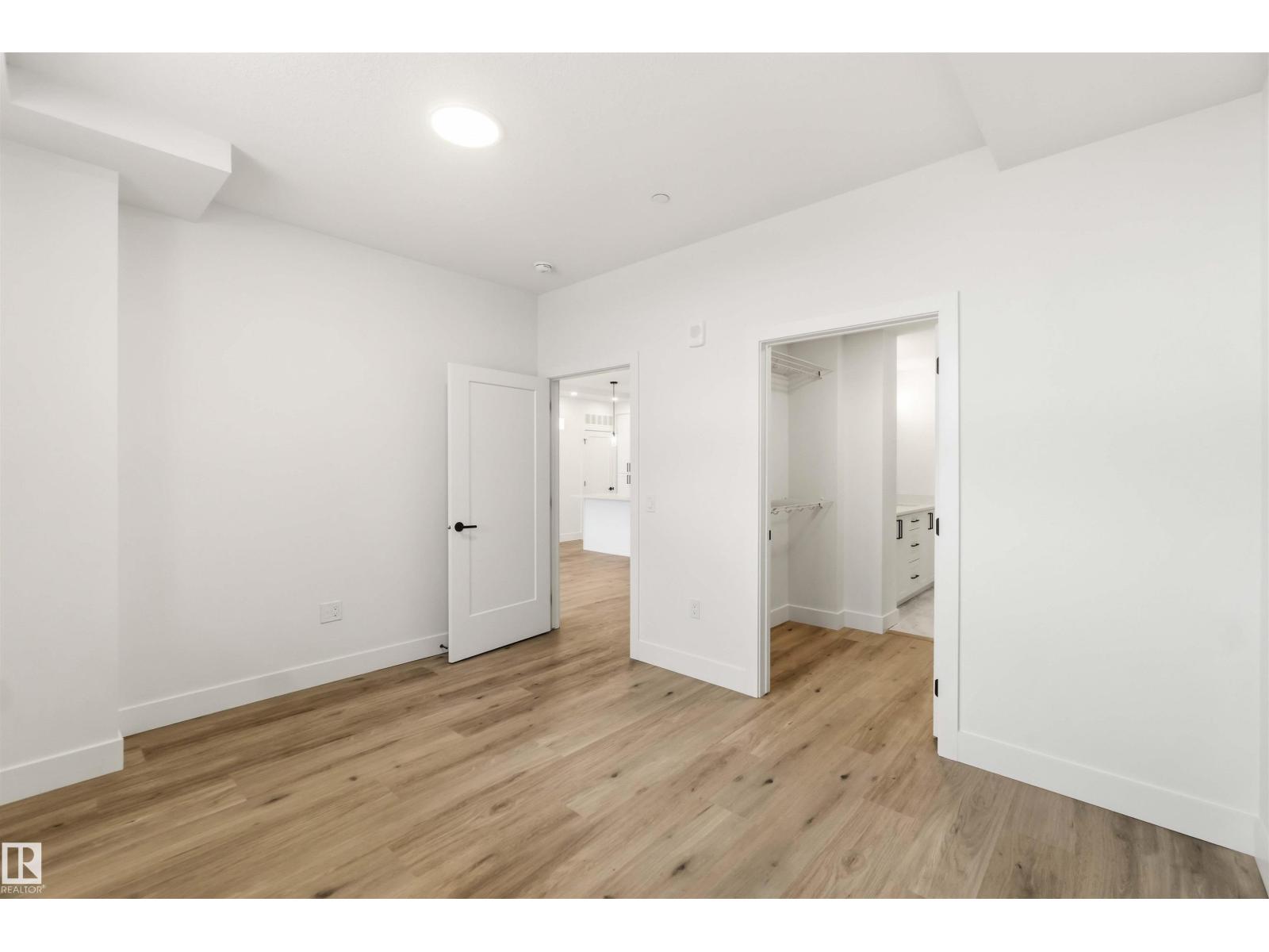#1020 260 Bellerose DR - 34