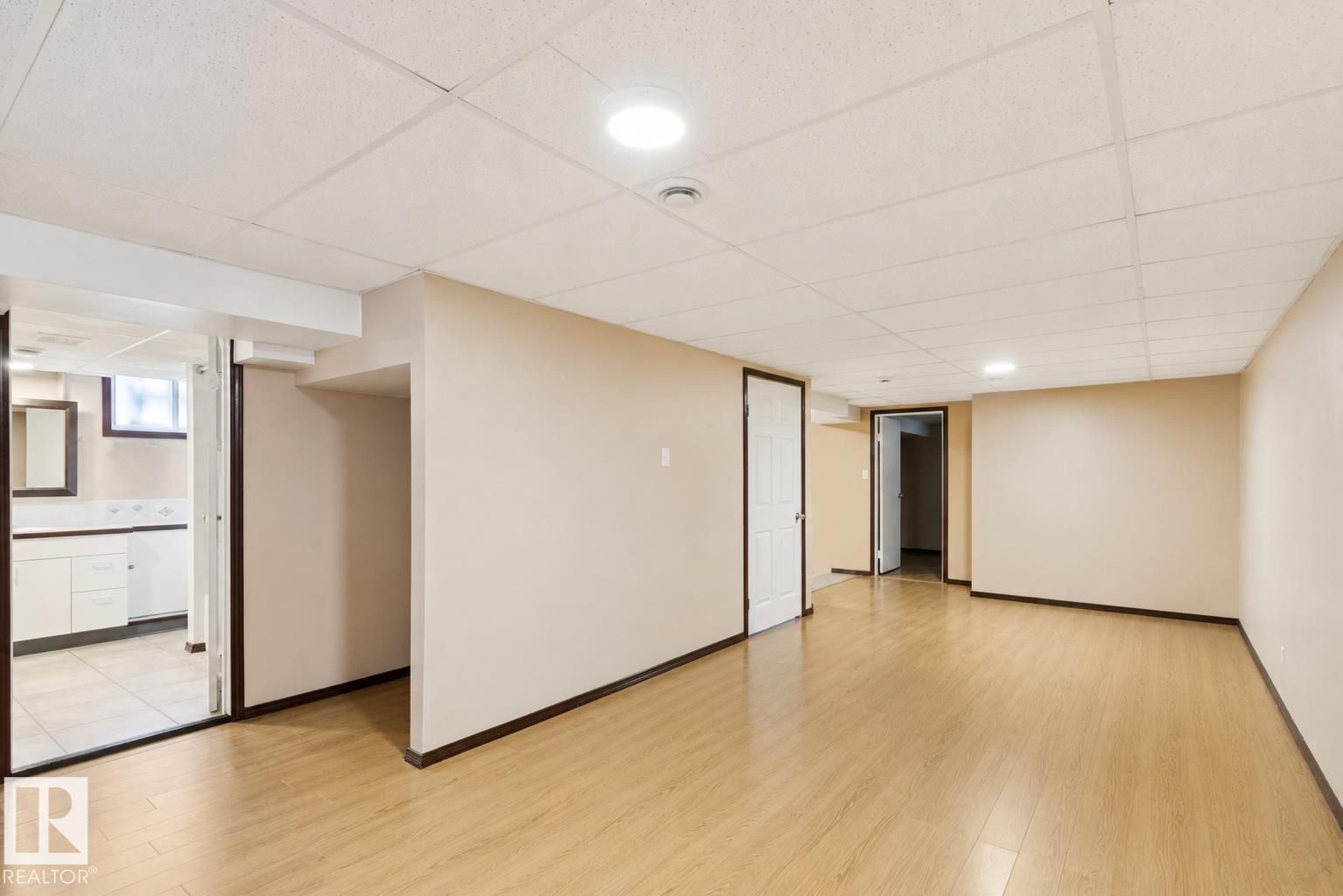5203 103 AV NW NW - 28