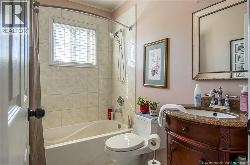 147 Woodhaven Drive - 24