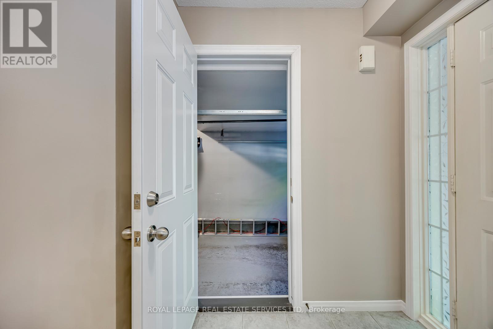 2114 SPRINGDALE ROAD - 9
