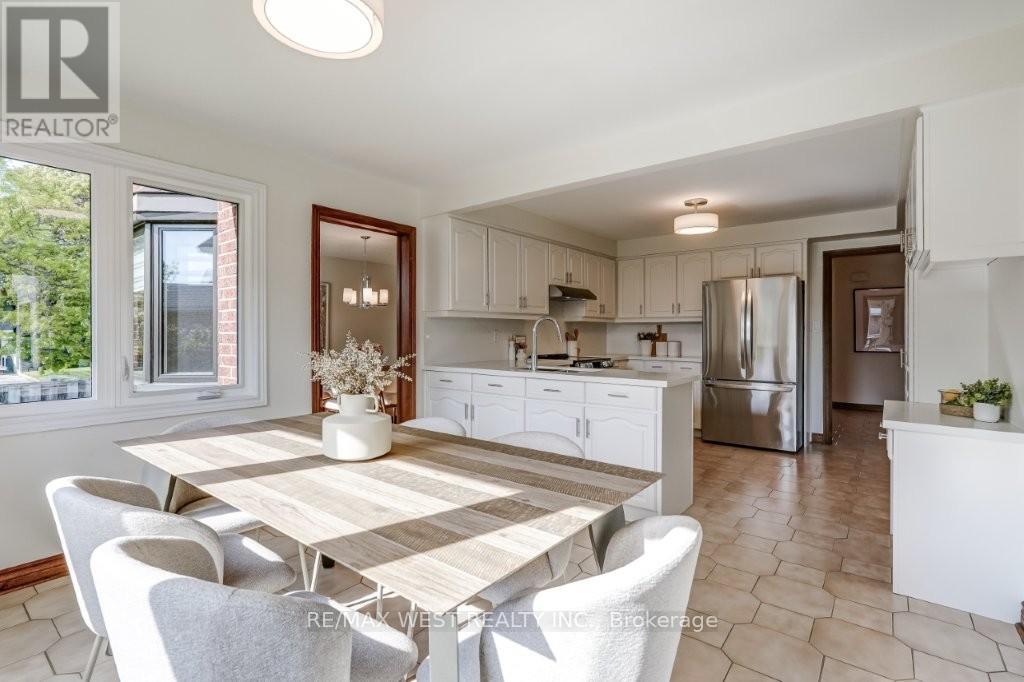 167 SILVERHILL DRIVE - 16