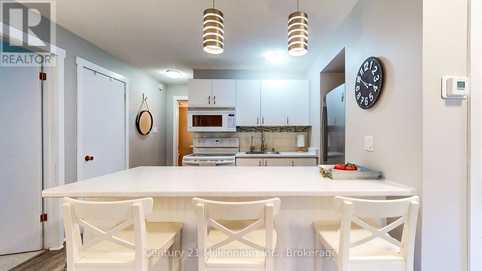 #98 23 DAWSON DRIVE - 18