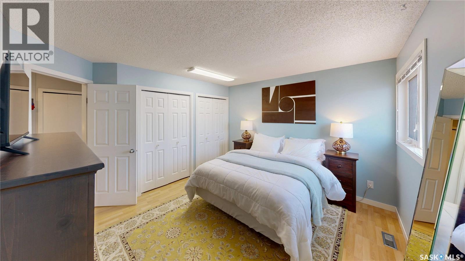 3054 REVES ROAD - 30