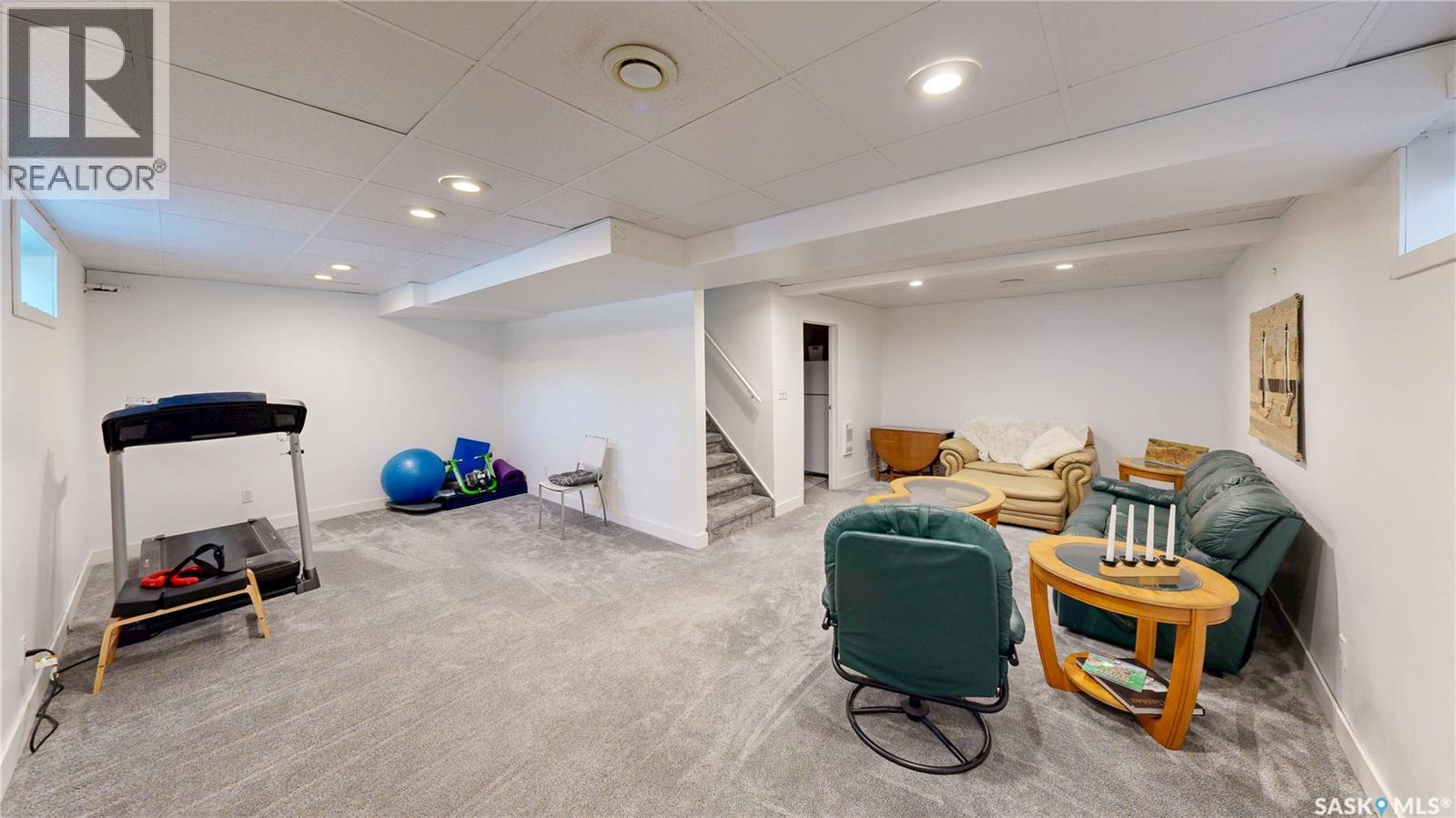 3054 REVES ROAD - 37