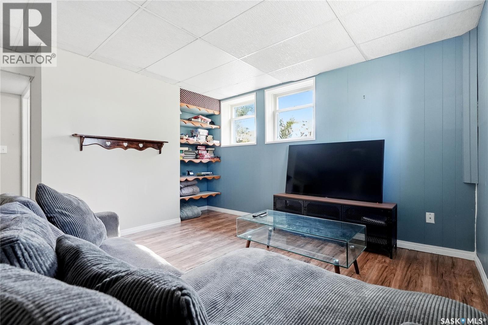 2102 Cumberland AVENUE S - 36